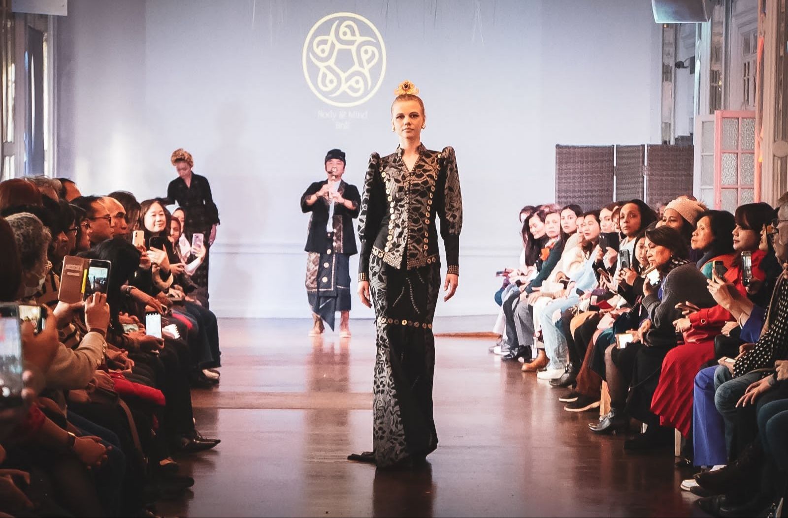 podiumnews.com-Arak dan Tenun Bali Diperkenalkan di Jepang 